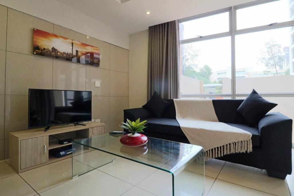 Upmarket Sandton Hydro Park Apartments 约翰内斯堡 外观 照片